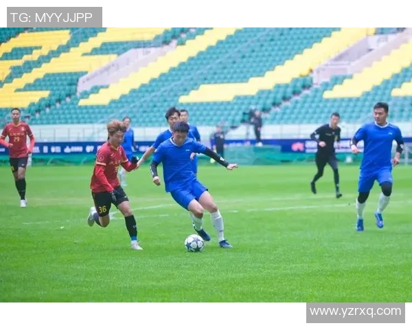 扎武士头的足球明星如何在绿茵场上演绎传奇人生与风采 扎武士头的足球明星如何在绿茵场上演绎传奇人生与风采